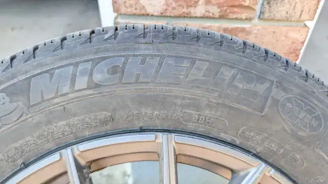 4 Michelin Winter tires on rims in Tires & Rims in Ottawa - Image 6