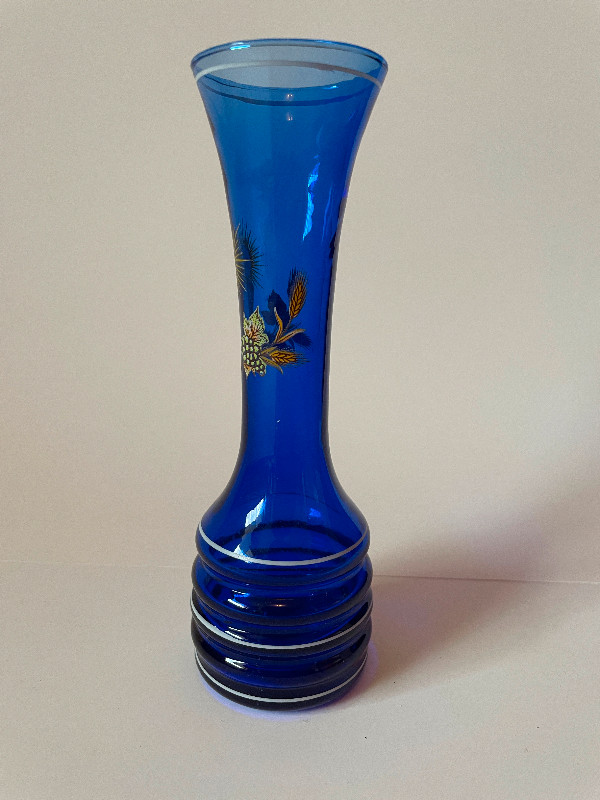 VTG Cobalt Blue Communion Vase in Arts & Collectibles in Oakville / Halton Region - Image 3