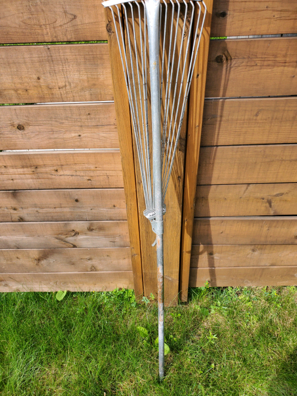 Garden tools in Outdoor Tools & Storage in West Island - Image 8