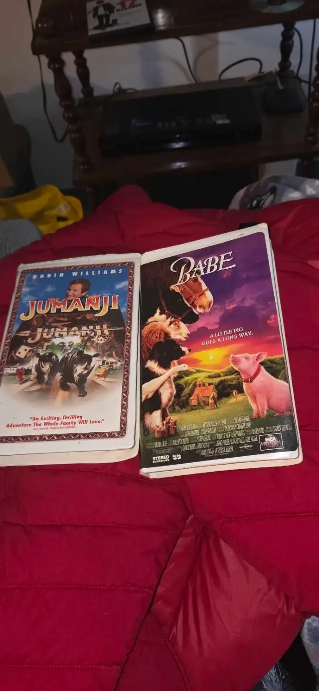 Babe & Jurassic Park VHS for Sale