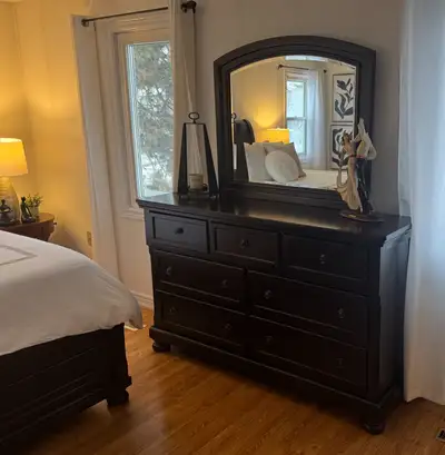 Premium Ashley Dresser with Mirror - Like New, View more