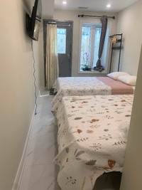 bed room with private bathroom  in Yonge/Lawrence