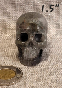 Crâne Skullis 1½" d'Agate Naturelle. Natural Agate Skull.