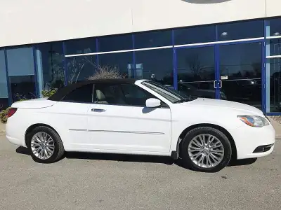 CHRYSLER 200 TOURING 2011 + CONVERTIBLE + A/C + MAGS + CRUISE JAMAIS ACCIDENTE + MAGS 18 + AIR CLIMA...
