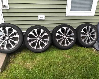 19” rims fits Kia and Hyundai and others. Tires are not the greatest. $250 ono 114.3 bolt size Call...