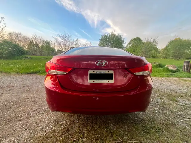 2011 Hyundai Elantra in Cars & Trucks in Cambridge - Image 3