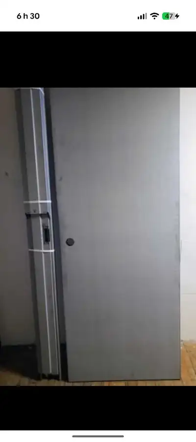 porte acier, View more