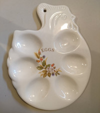 Vintage Melamine Chicken Deviled Egg Platter Server Holds 6 Eggs