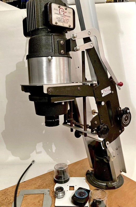 Agrandisseur Omega D2 Enlarger, Lentilles Nikkor lenses dans Appareils photo et caméras  à Granby