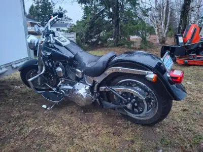 2012 HD Fat Boy, 103cu.in. - Vance and Hines pipes + many other custom parts. New tires and HD batte...