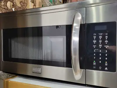 used kitchen  microwave  in perfect condition for sale, View more