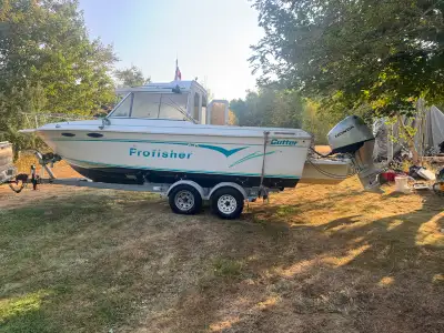 Fully equipped 24 foot pro fisher with brand new 2025 bf 150 Honda outboard, boat has everything you...