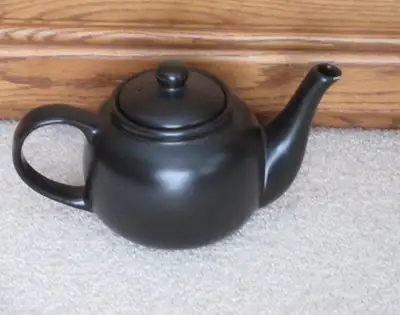 BLACK TEA POT...4 Cup size, View more