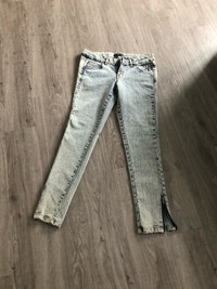 New women’s skinny jeans 