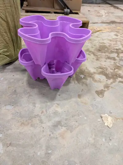 stacking planters-bulk deal, View more