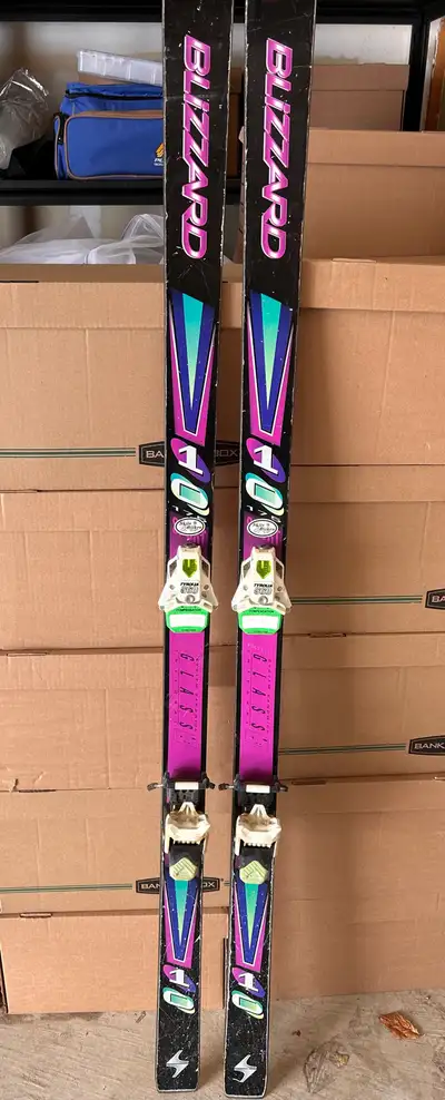 GUC skiis - size 175s, View more