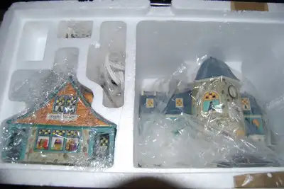Dept 56 Seasons Bay - Bay Street Shops, View more