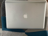 Apple Macbook PRO A1286/87XK/ FOR PARTS AND REPAIR