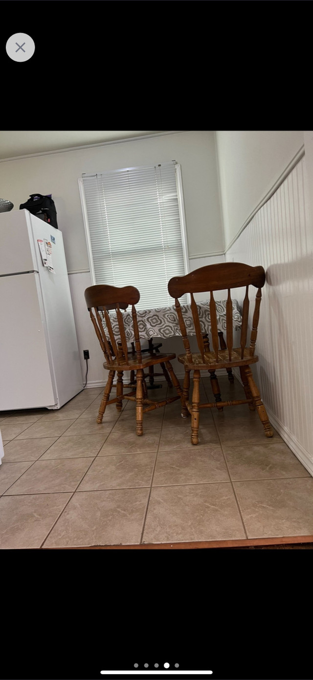 Room for rent near University of Windsor. Female Only Long Term