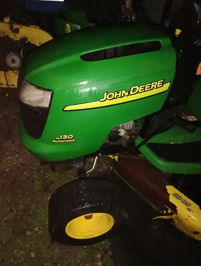 lawn tractor for parts. , View more