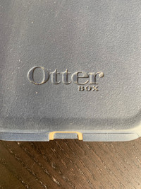 iPhone XR Otterbox case