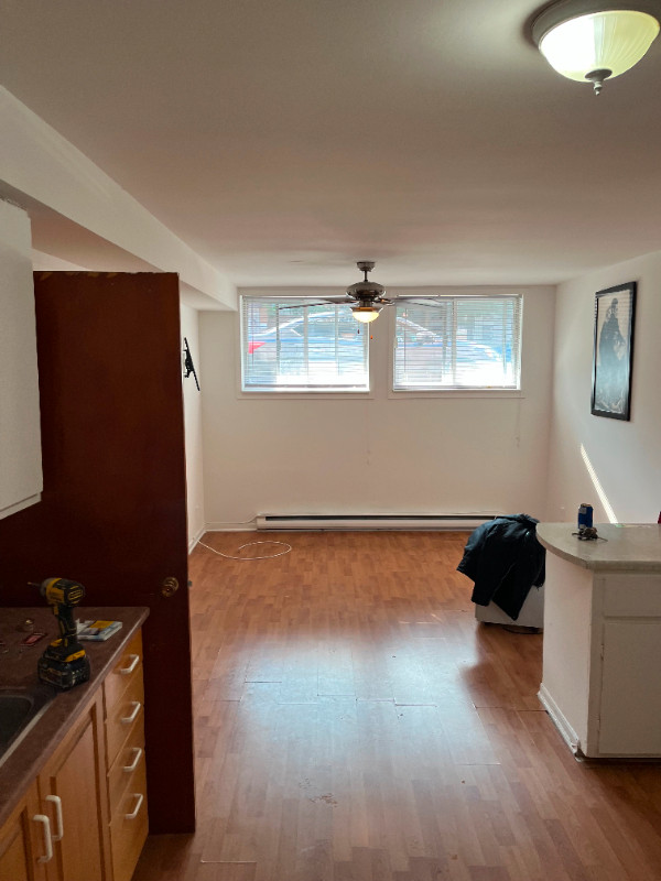 Appartement 3 et demi à louer Montréal près du métro Sauvé Locations