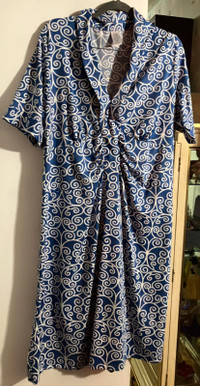 Dress Blue and White - Size 2X