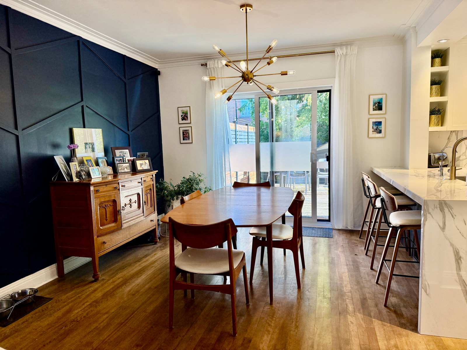 NDG House For Sale — photo 2