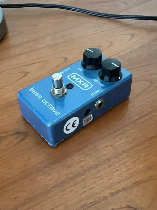 MXR Vintage Bass Octave Pedal in Amps & Pedals in City of Toronto - Image 3