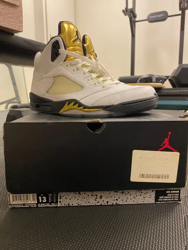 Jordan 5 Retro ‘Olympic’ size 13 in Men's Shoes in City of Montréal - Image 4