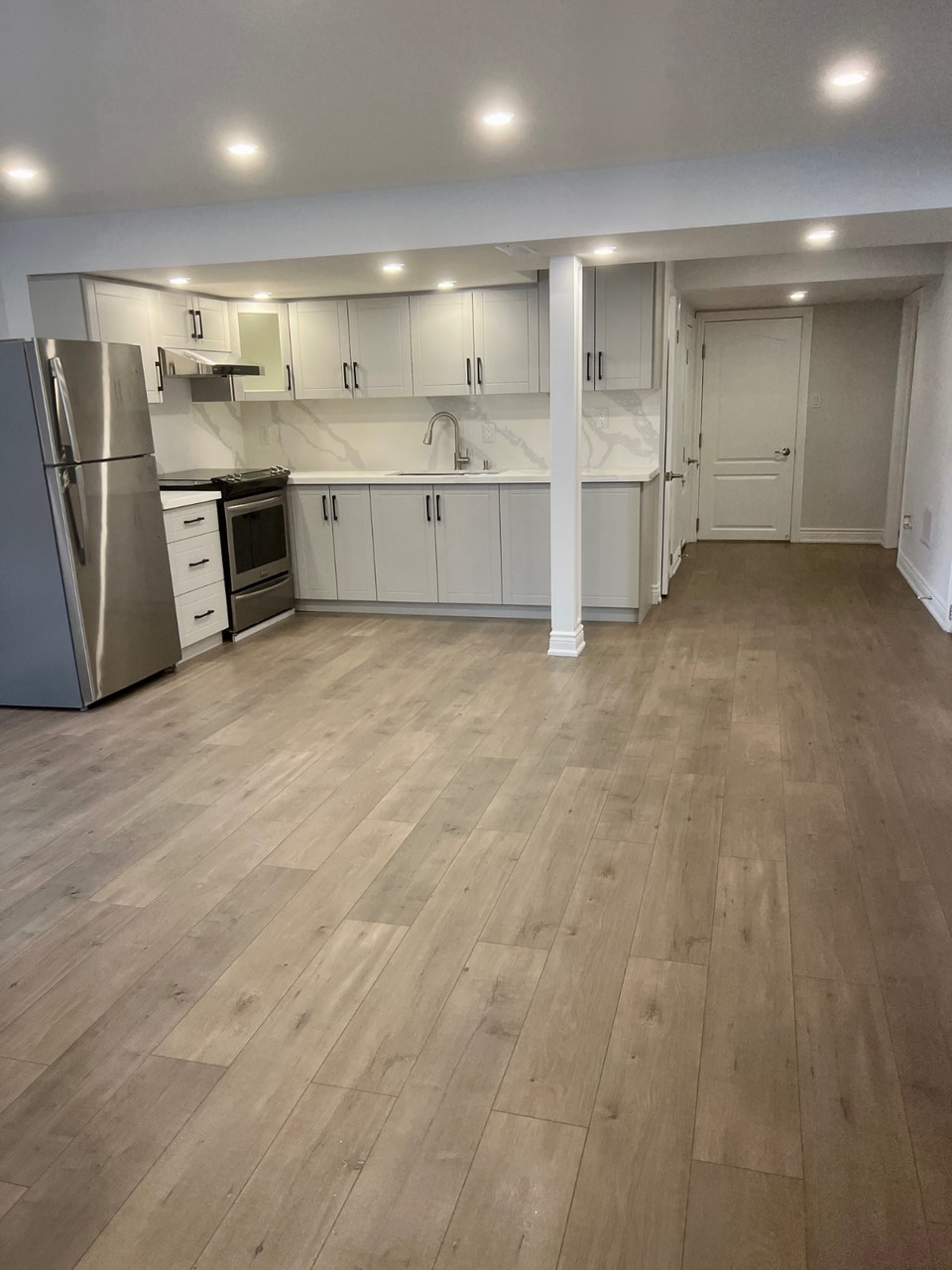 BEAUTIFUL 2 BEDS 1 BATH LEGAL BASEMENT FOR RENT IN GEORGETOWN. 5