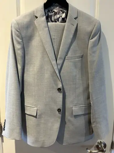 Men’s Grey Suit & Dress Shirt,  Small-Med, Excellent Condition, View more