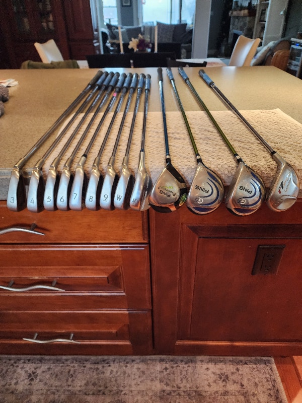 REDUCEDGOLF CLUBS. PING i3 blades full set with woods and sandy Golf