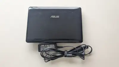 Asus Eee PC 1005PE laptop, View more