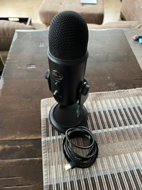 Blue Yeti Microphone Blackout Edition