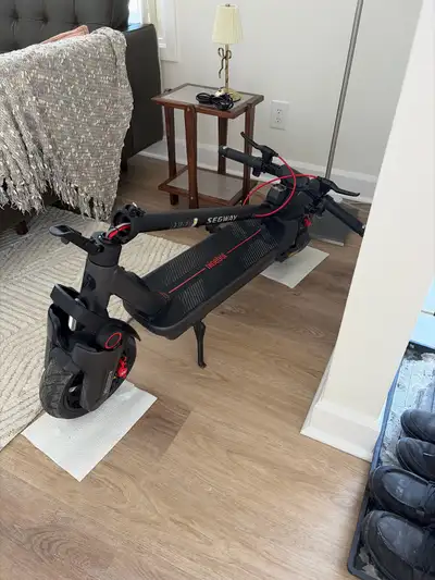 Segway Ninebot Max G3, View more