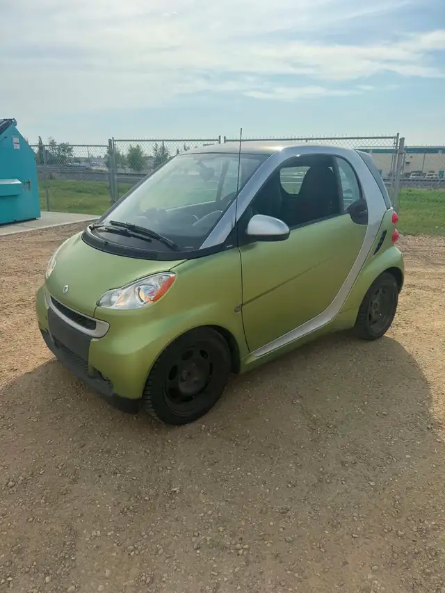 2011 Smart car 451  