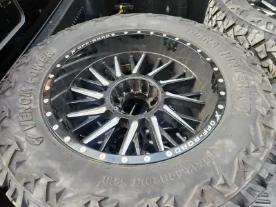Wide deep dish wheels. Tires are more worn on the insides. They would be good for summer wheels. Mul...