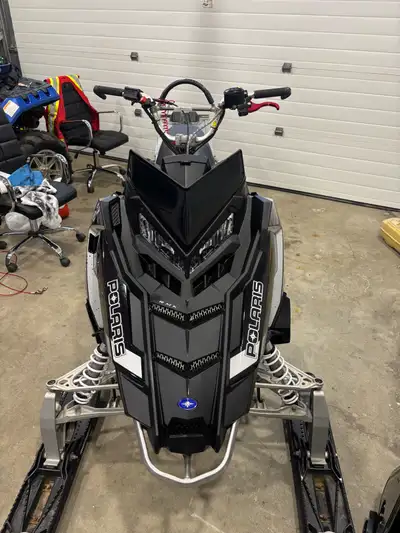 2018 Polaris axys 800 pro 155 track no missing or damaged lugs in mint condition Only 770km All stoc...