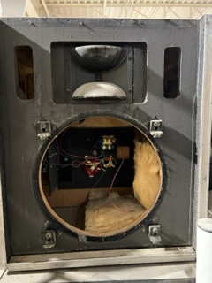 EV Electro-Voice S12-2 speakers missing woofers dans Matériel audio professionnel  à Ville de Montréal - Image 3