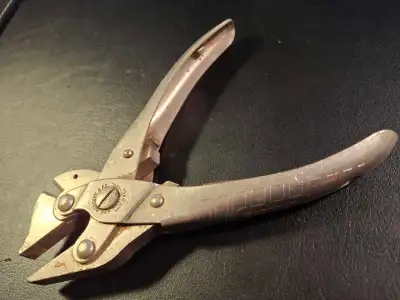 Sargent & Co. parallel-jaw plier 6", View more