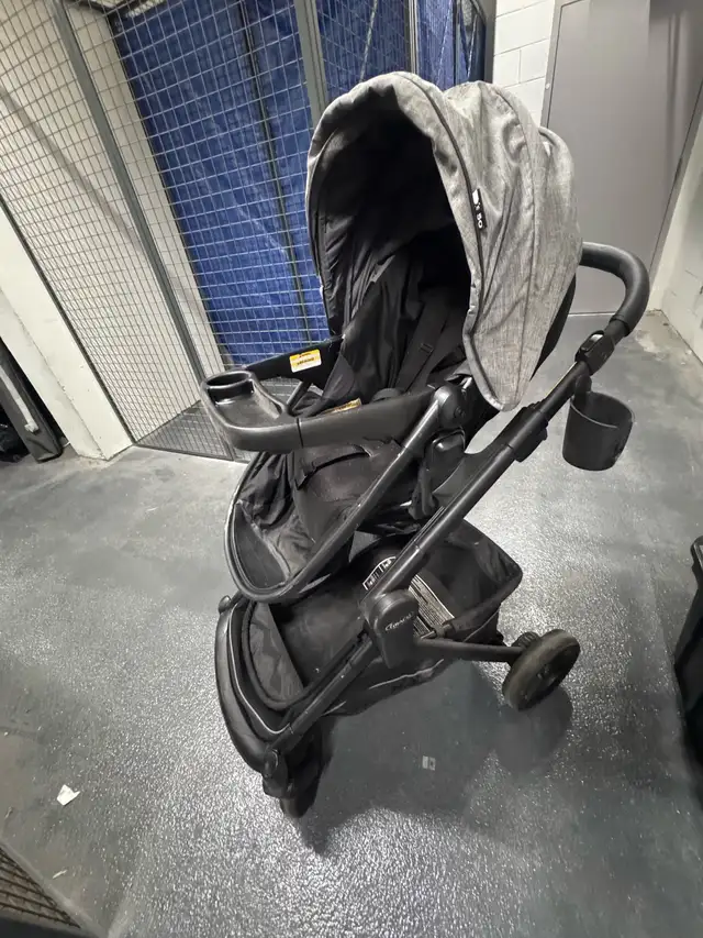 Graco Stroller in Strollers, Carriers & Car Seats in Oakville / Halton Region - Image 2