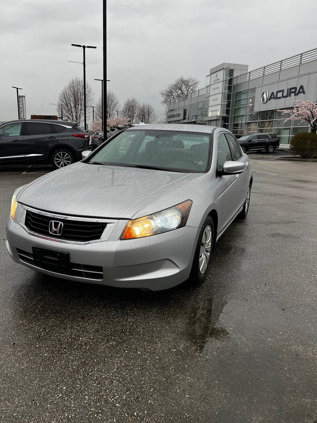 2010 Honda Accord LX • Silver • Remote start • $11,688 in Cars & Trucks in Burnaby/New Westminster - Image 2