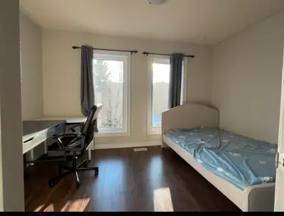 Fully Furnished Bedrooms for Rent