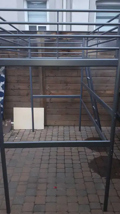 Ikea loft bed/ bunk bed in like new condition. Asking $700. Delivery is available.