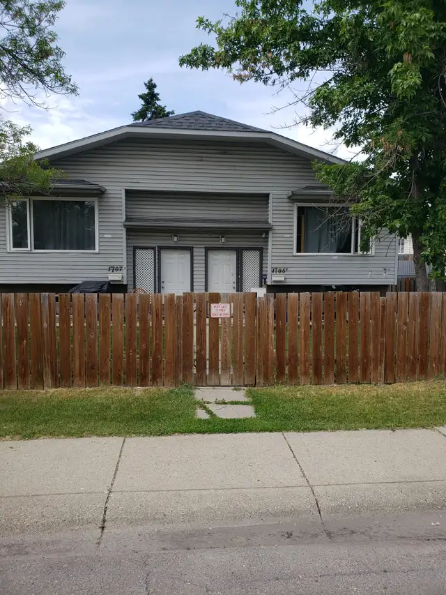 PET FRIENDLY 3 BDRM FOR RENT