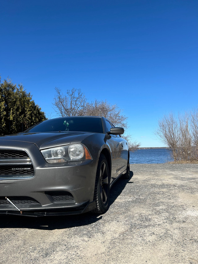 Dodge Charger SE in Cars & Trucks in Ottawa - Image 2