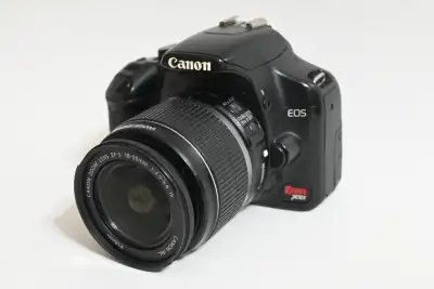 This Canon Rebel XSi DSLR digital camera has been tested and works. YOU HAVE EVERYTHING YOU NEED TO...