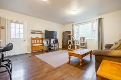 1 Bedroom Country Home for rent sitting on 3 acres of land in Guelph. (Apartment) on Main Floor with...