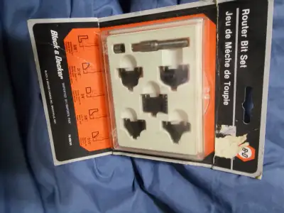 BLACK AND DECKER ROUTER BIT SET, View more
